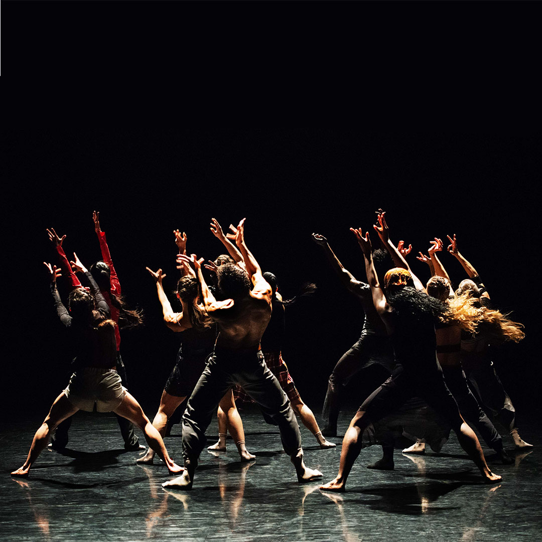 Martha Graham Dance Company; photo by Chris Jones