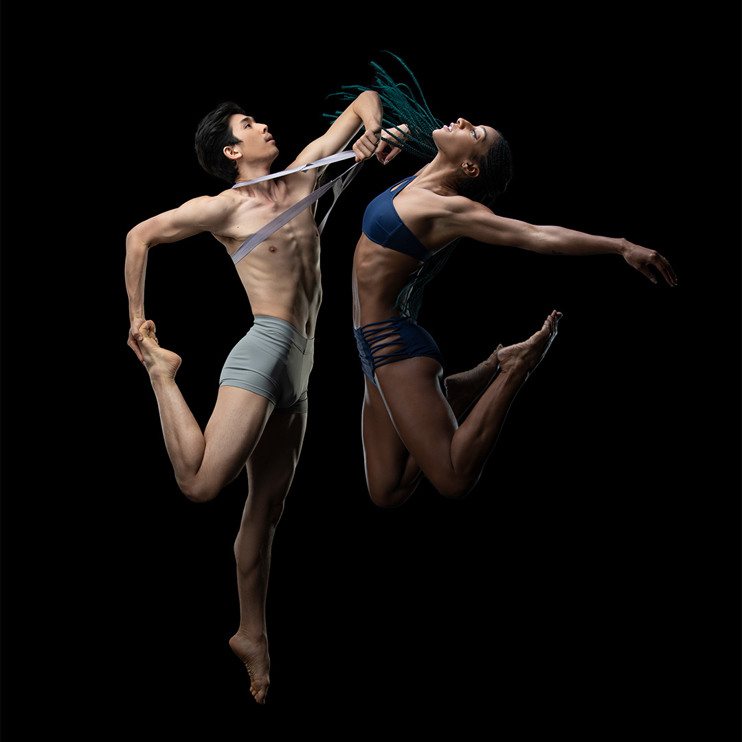 Gibney Dance; photo by Nir Arieli.